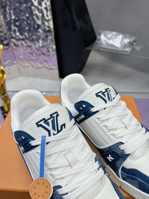 ルイヴィトン靴着用イメージ